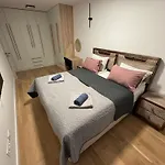 Cadordzina Apartment Free Parking Old Town